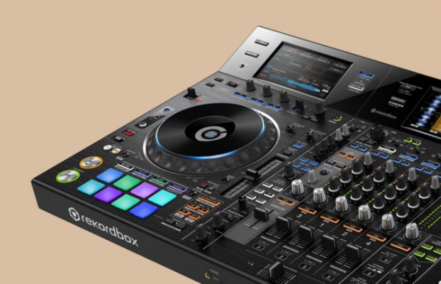 Pioneer DJ DDJ-RZX DJ Controller Review